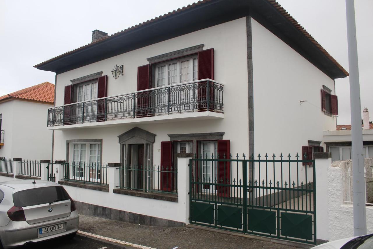Vitorino De Nemesio Guesthouse Ponta Delgada  Exterior photo