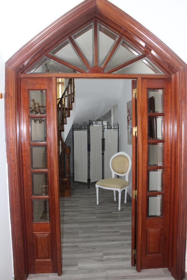 Vitorino De Nemesio Guesthouse Ponta Delgada  Exterior photo