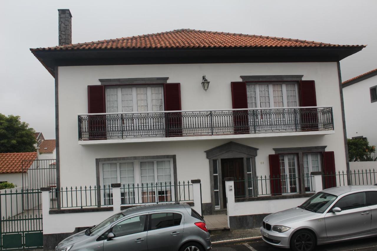 Vitorino De Nemesio Guesthouse Ponta Delgada  Exterior photo
