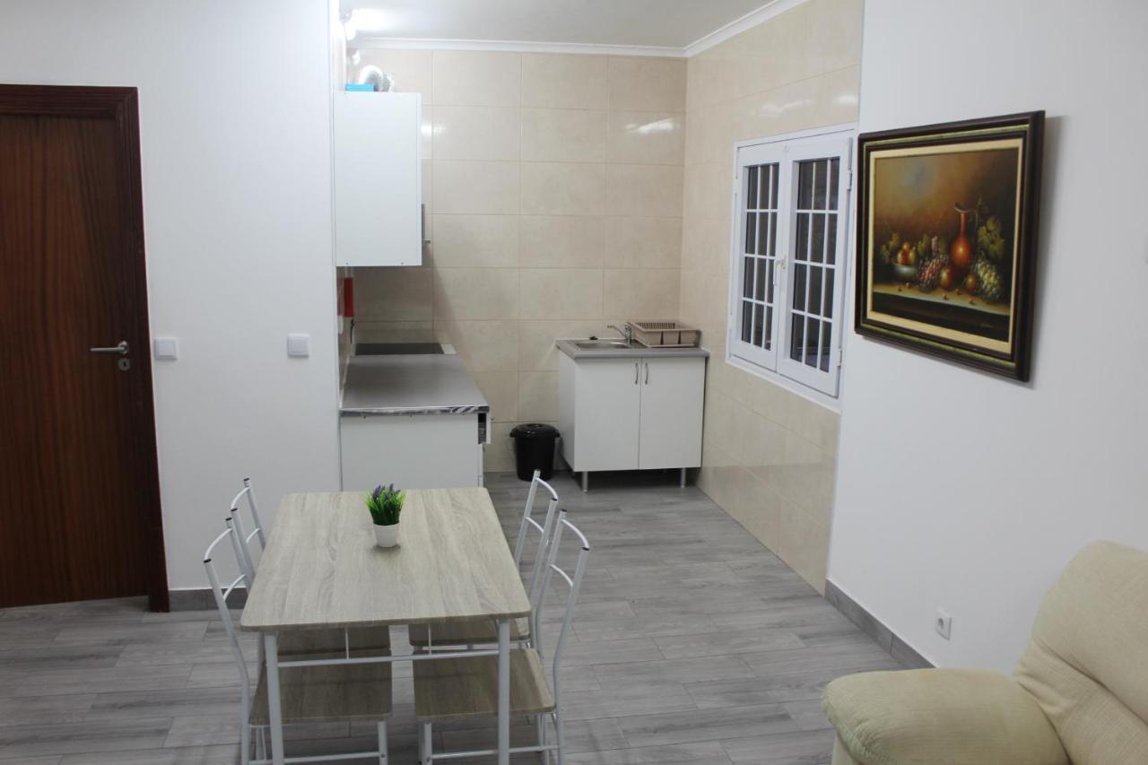 Vitorino De Nemesio Guesthouse Ponta Delgada  Exterior photo