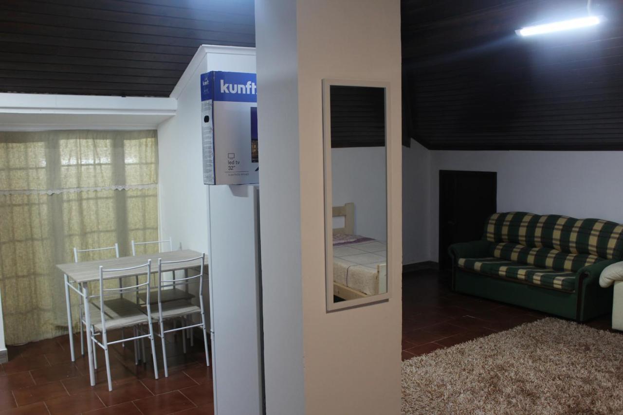 Vitorino De Nemesio Guesthouse Ponta Delgada  Exterior photo
